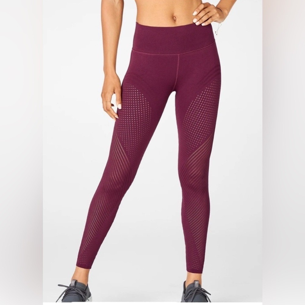 Fabletics Sculpt Knit High Rise Wine Color Leggings Size 1X